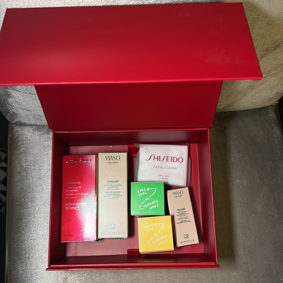 Shiseido  pack of 6 products - Picture 6 of 17